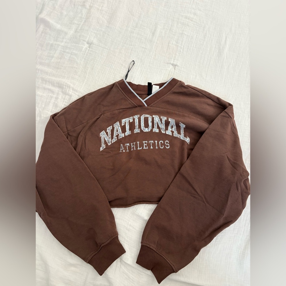 H&M Brown Cropped Sweatshirt